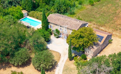 Maisons de campagne à Chantemerle-lès-Grignan, Auvergne-Rhône-Alpes, France 1