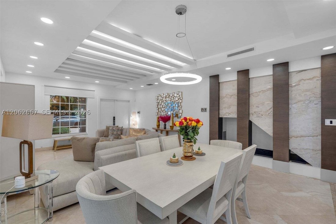 House in Doral, Florida, United States 5 - 18561964