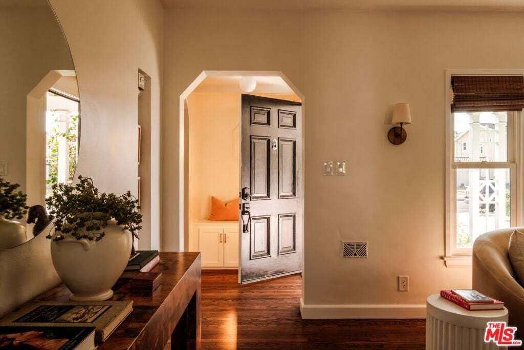 House in Los Angeles, California, United States 5 - 18561170