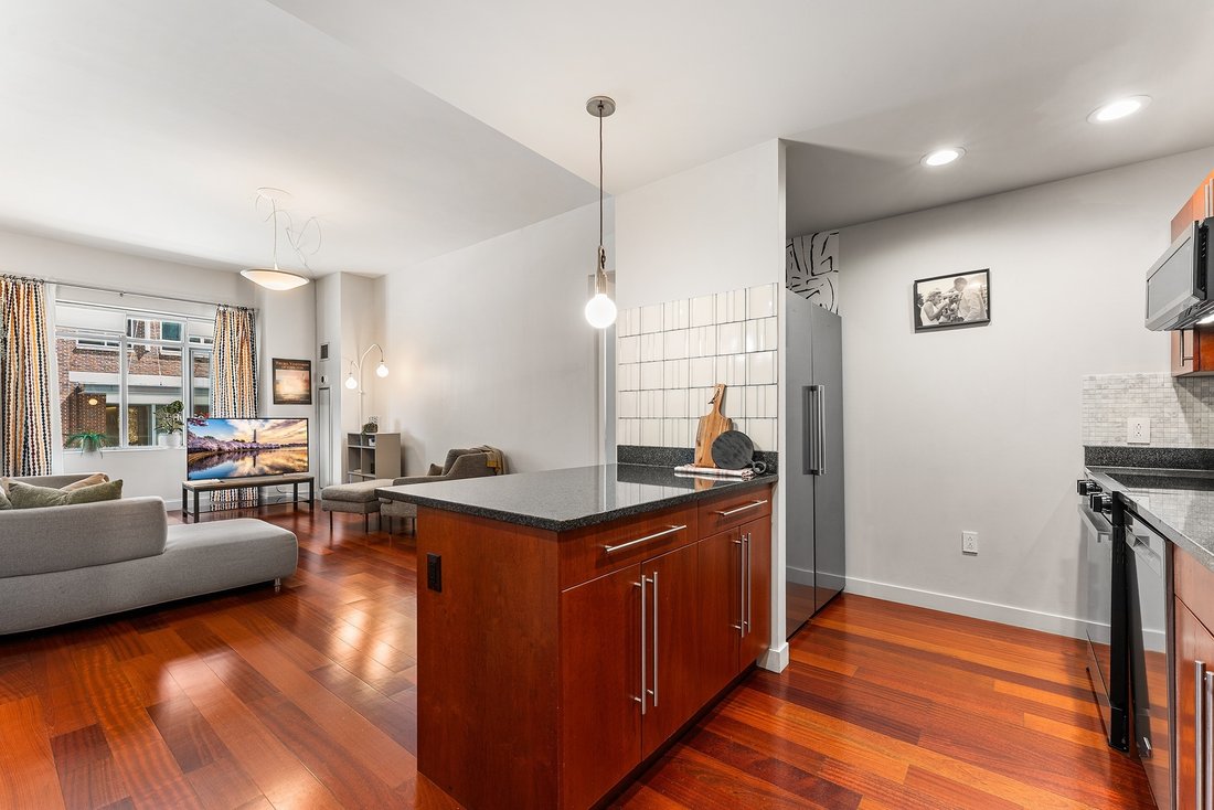 Apartment in Cambridge, Massachusetts, United States 2 - 18558777