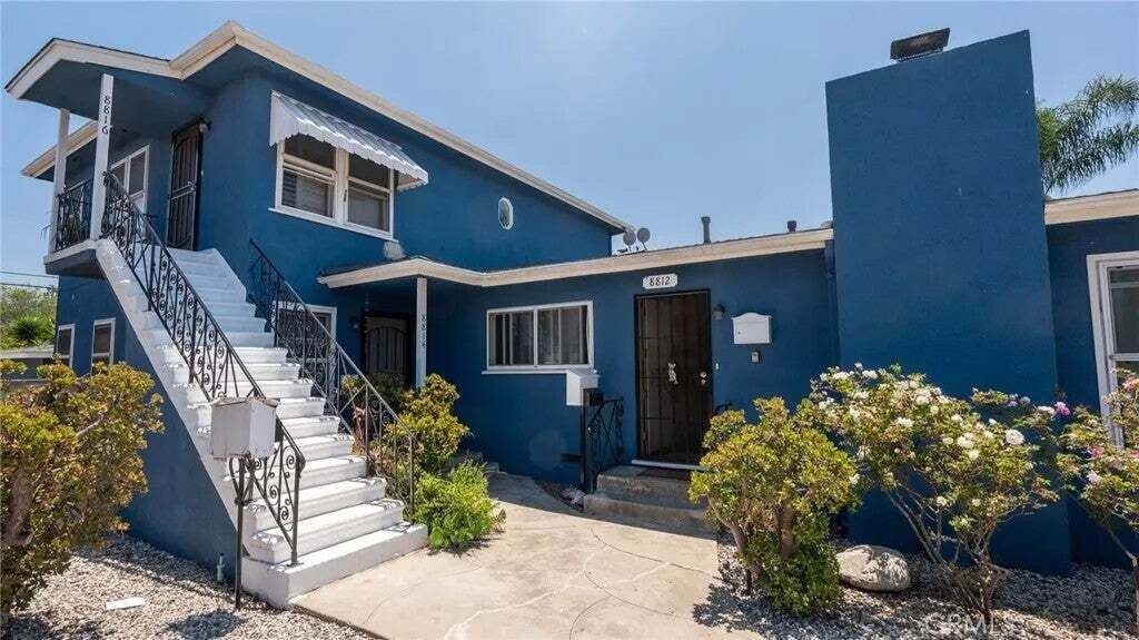 Condo in Los Angeles, California, United States 1 - 18562461