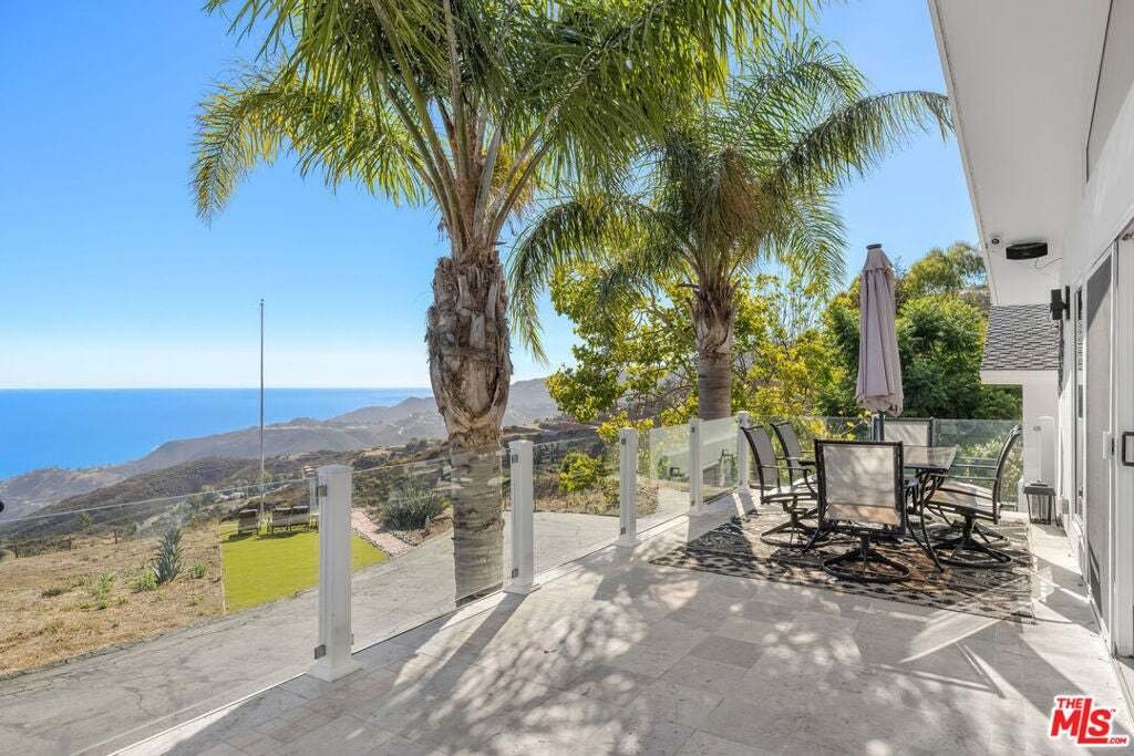 House in Topanga, California, United States 3 - 18561223