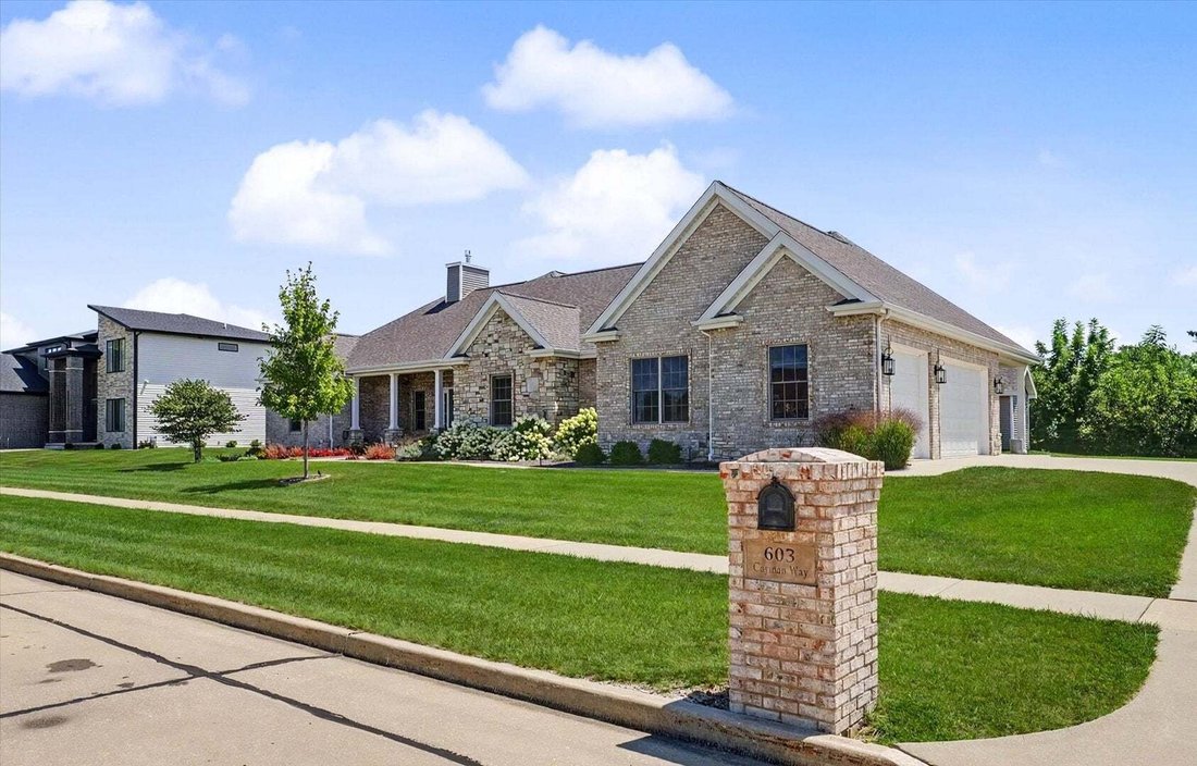 House in Savoy, Illinois, United States 5 - 18558984