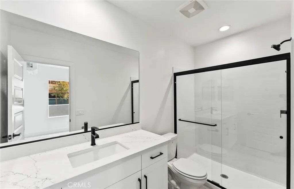 Townhouse in Burbank, California, United States 4 - 18559264