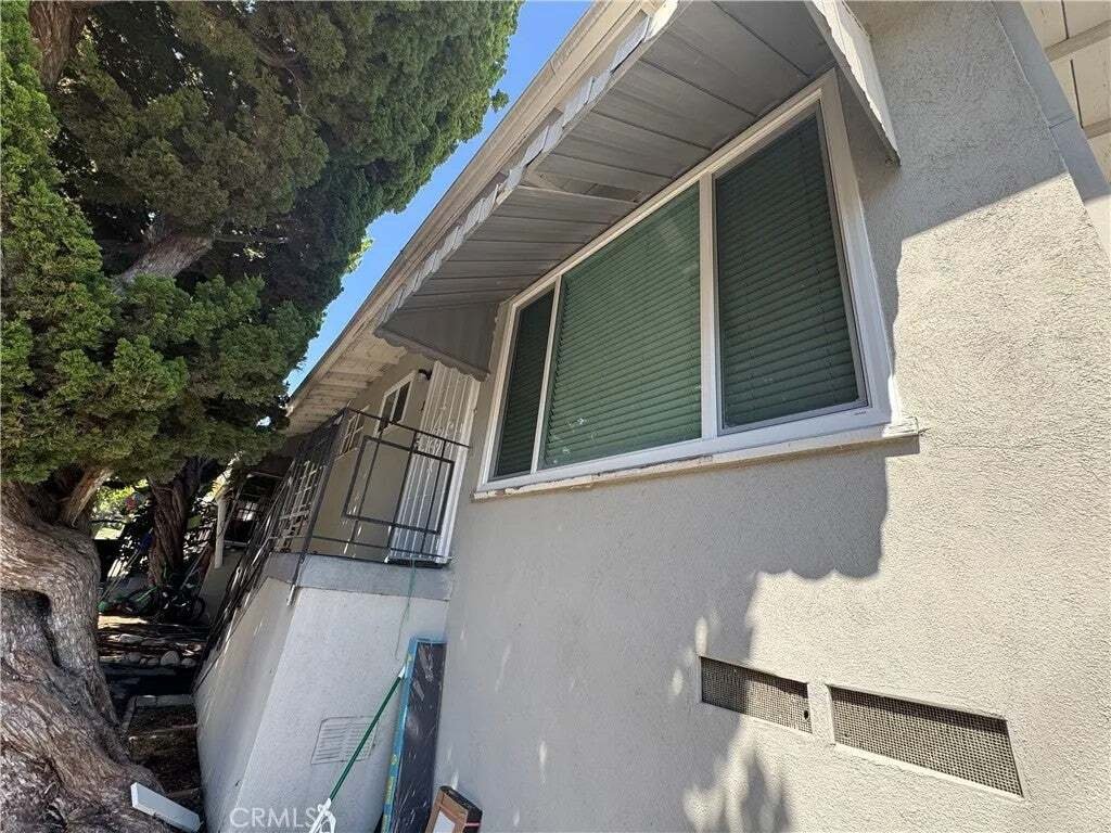 Bradbury, California, United States 5 - 18565137