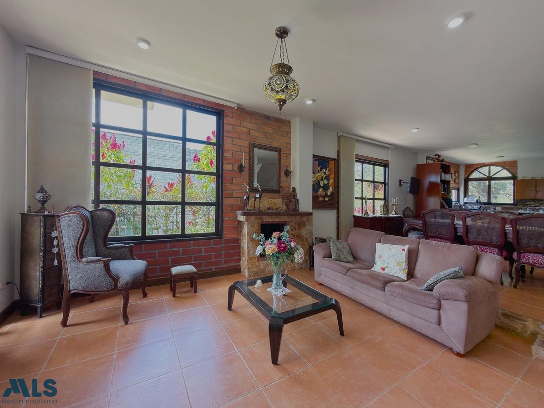 House in Envigado, Antioquia, Colombia 2 - 18565914