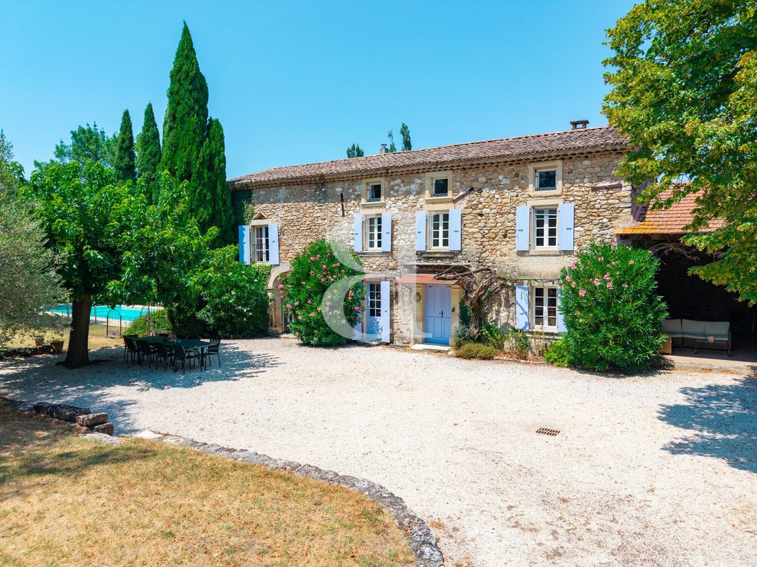 Country House in Chantemerle-les-Grignan, Auvergne-Rhône-Alpes, France 3 - 18564377