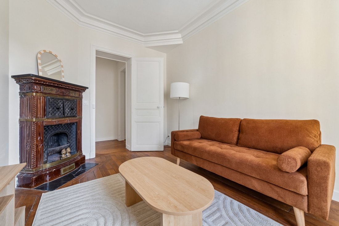 Apartment in Saint Lambert, Paris 15e Arrondissement, Paris 3 - 18559769