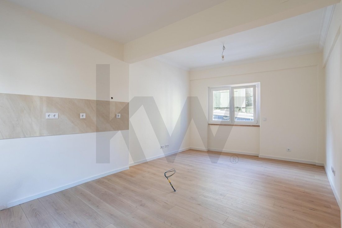 Apartment in Penha de Franca, Lisbon, Portugal 4 - 18566128