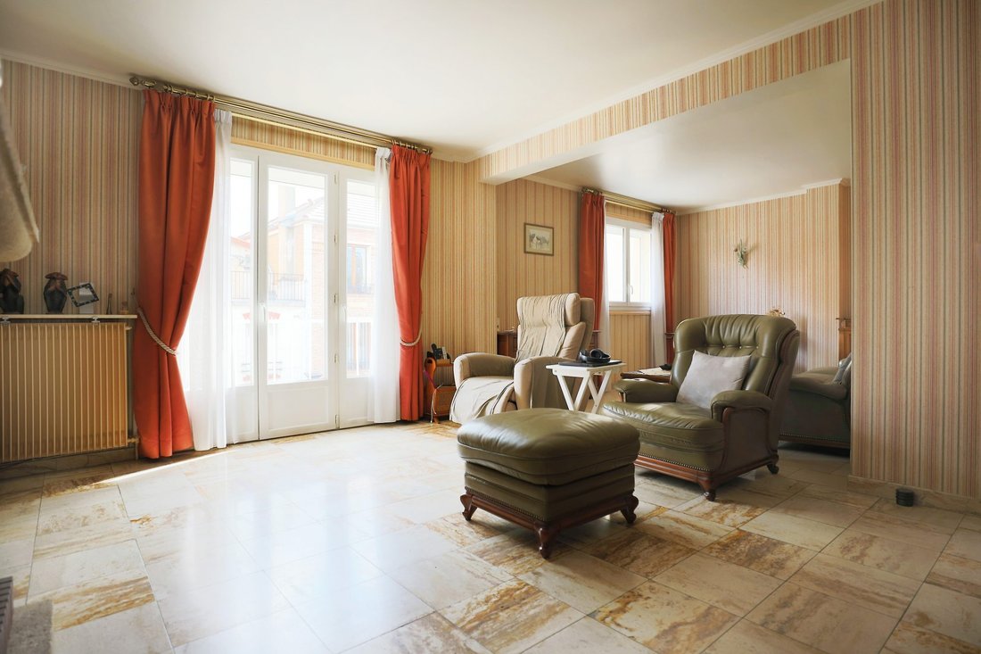 House in Arrondissement of Bobigny, Ile-de-France, France 3 - 18564348