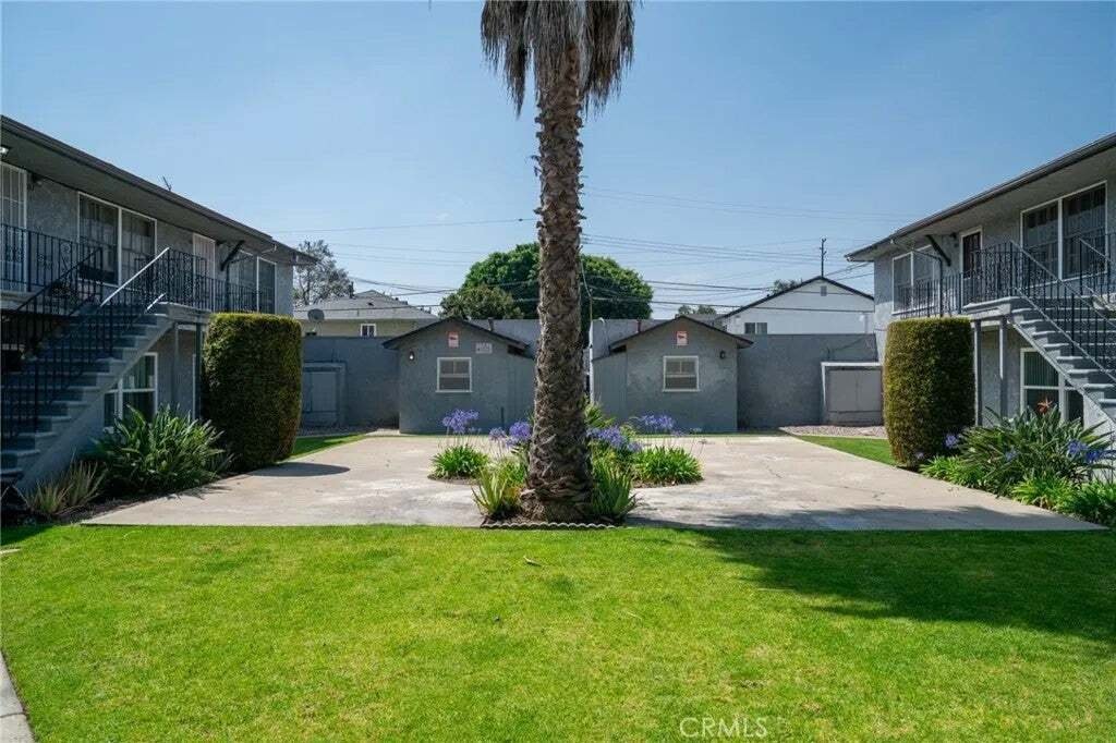 Orange, California, United States 3 - 18562394