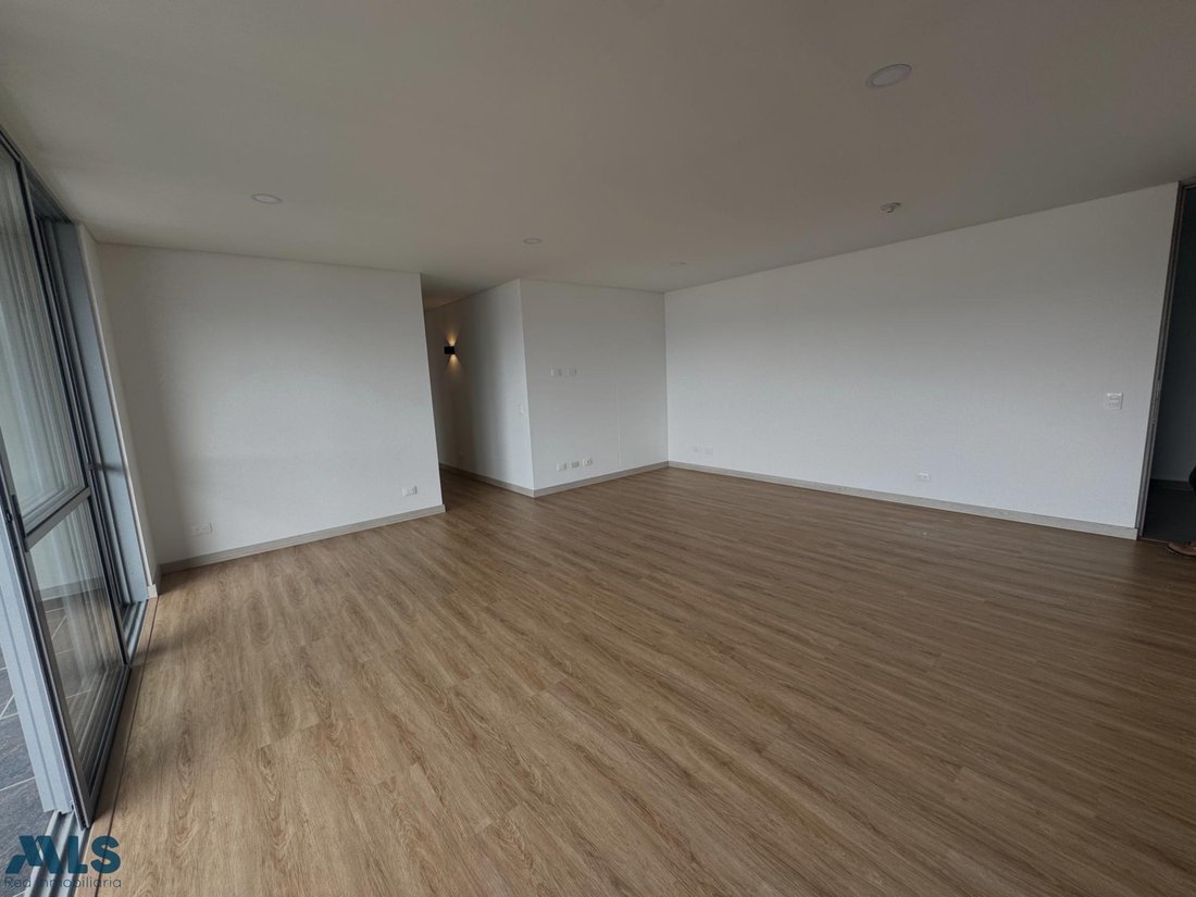 Apartment in Envigado, Antioquia, Colombia 2 - 18559651