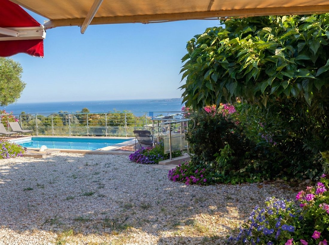 House in Les Issambres, Roquebrune-sur-Argens, France 2 - 16080821