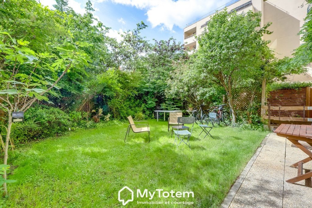 Apartment in Reine-Mairie, Boulogne-Billancourt, France 1 - 18558699