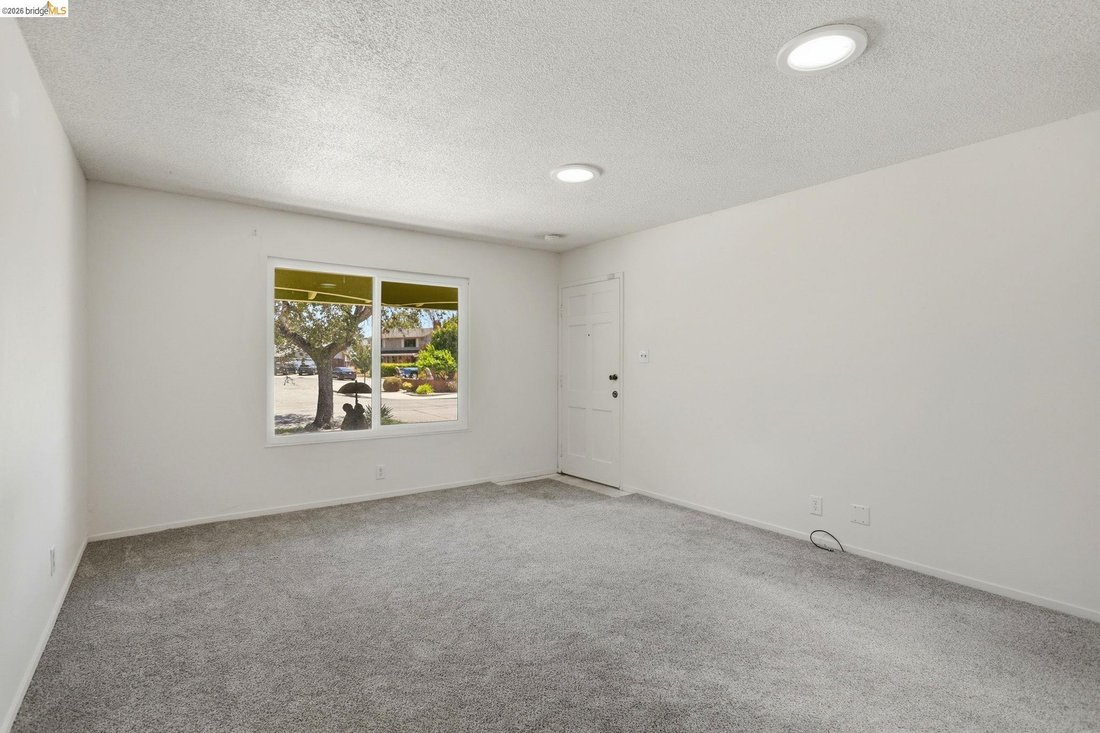House in Newark, California, United States 5 - 18561530