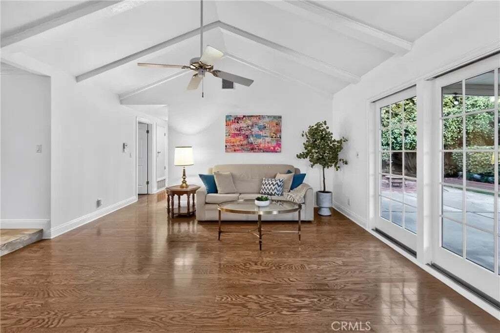 House in Santa Ana, California, United States 5 - 18565036