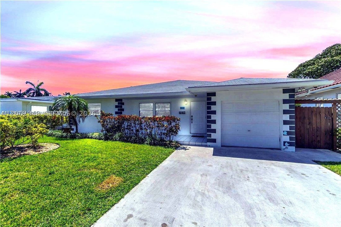 House in Hallandale Beach, Florida, United States 1 - 18558237