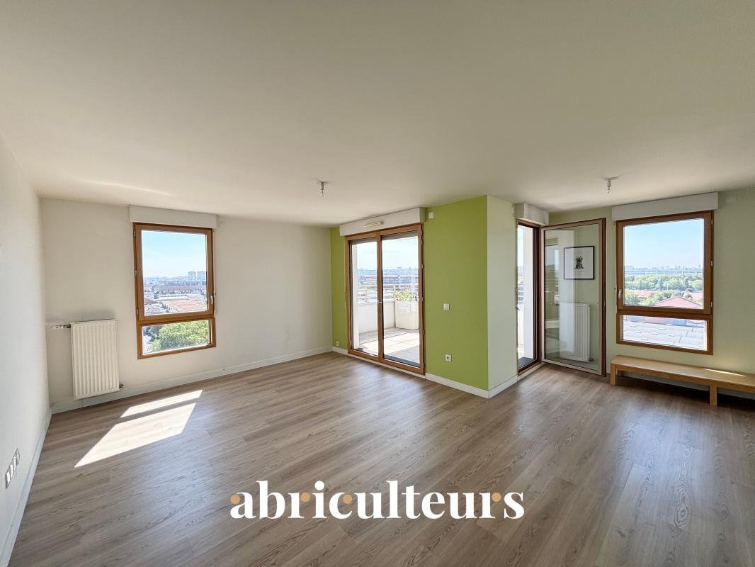 Apartment in Plaine Marcreux Pressensé, Aubervilliers, France 4 - 18560899