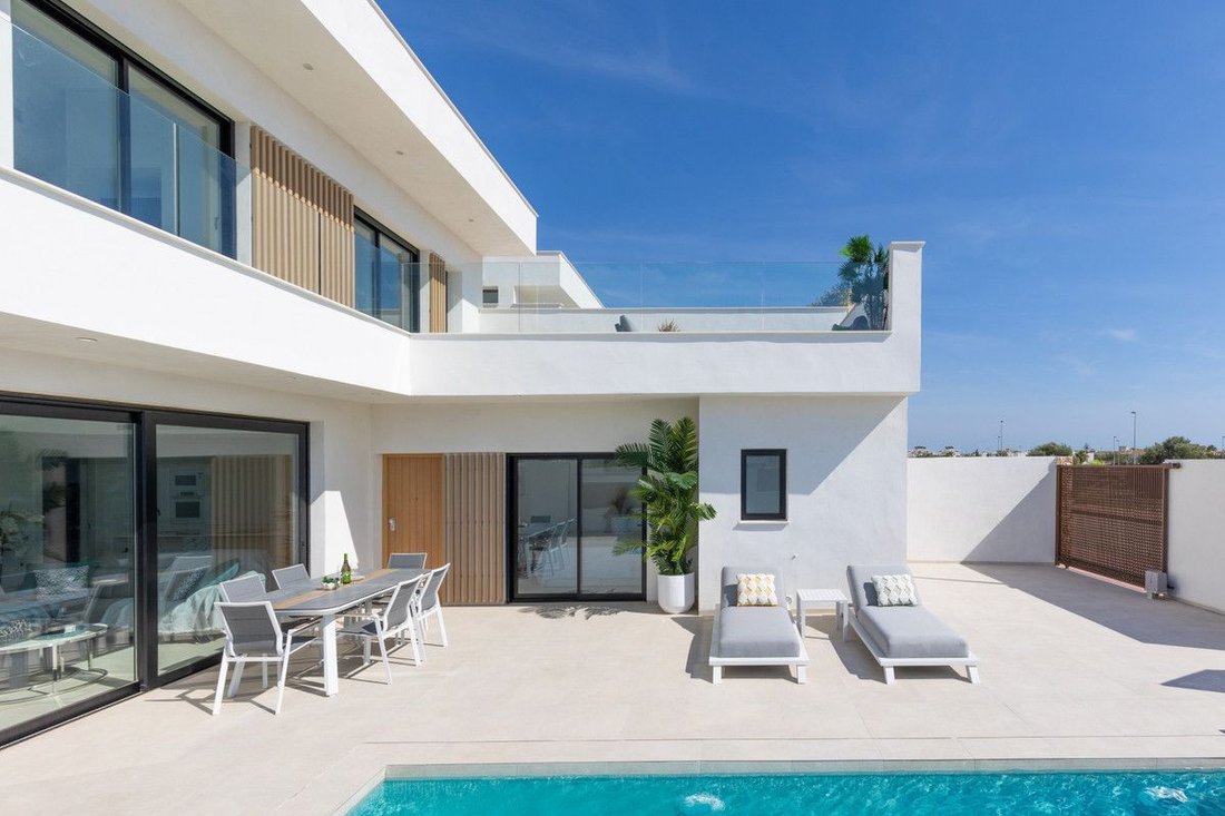 Villa in San Javier (Neighbourhood), San Javier, Región de Murcia 2 - 18567651