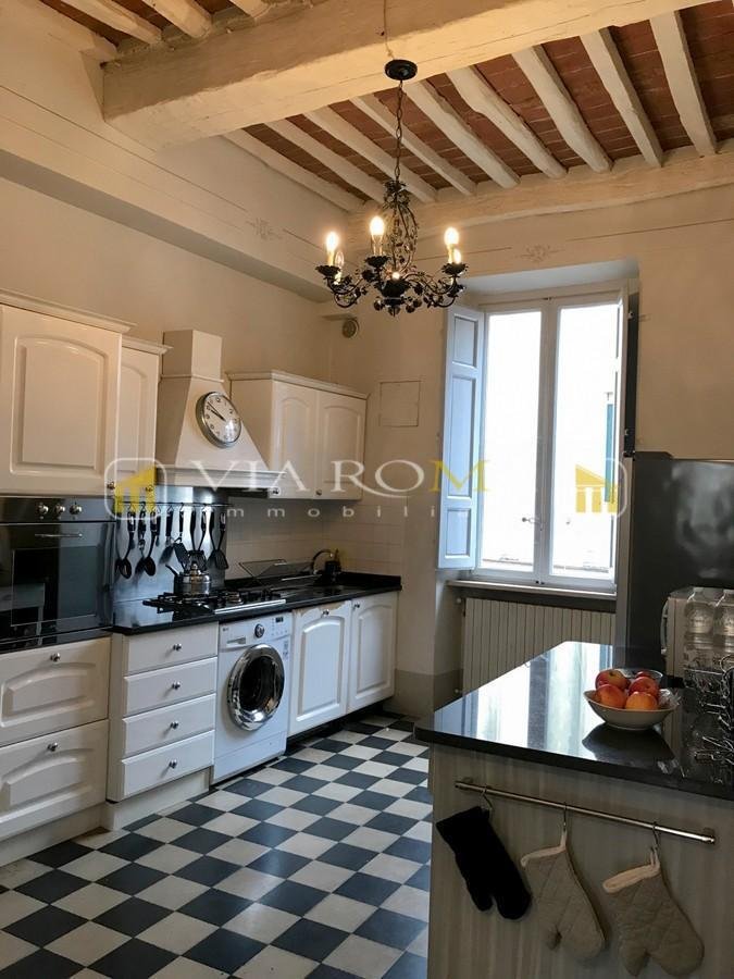 Apartment in Historic Center, Lucca, Tuscany 4 - 18561567