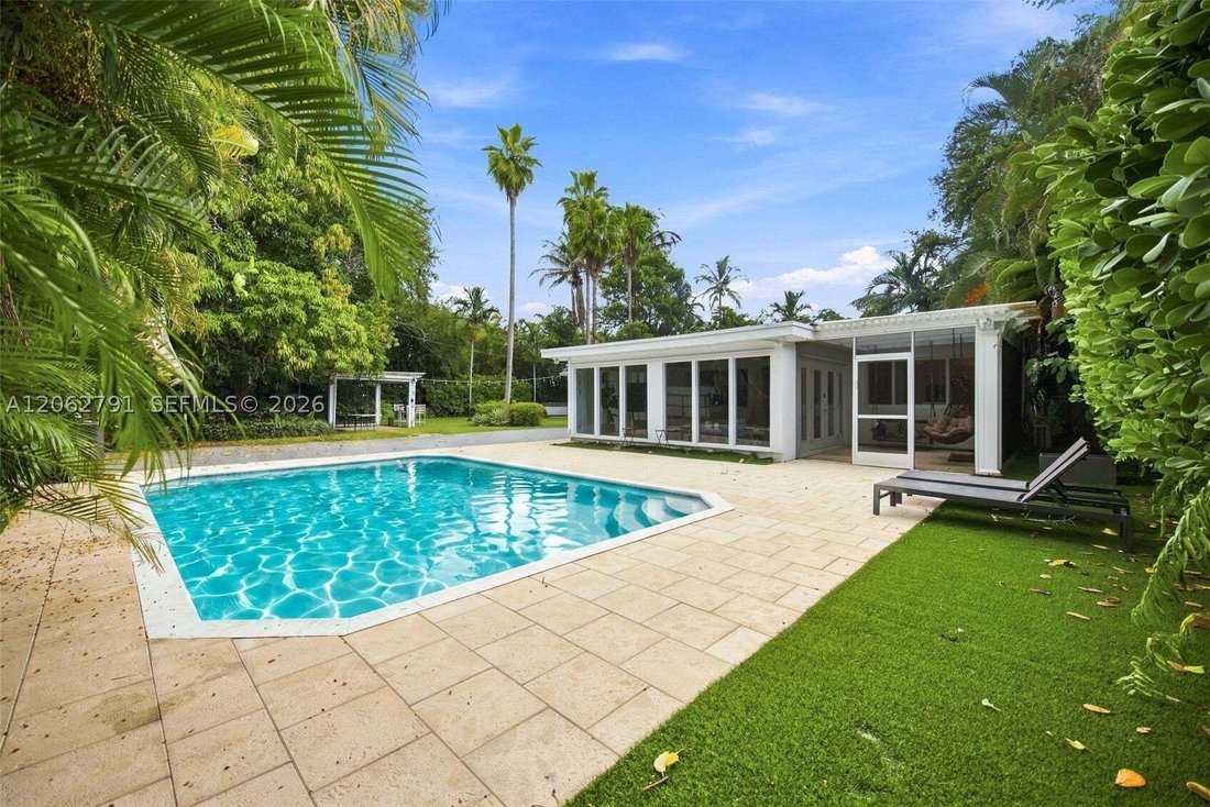 House in Miami, Florida, United States 1 - 18562014