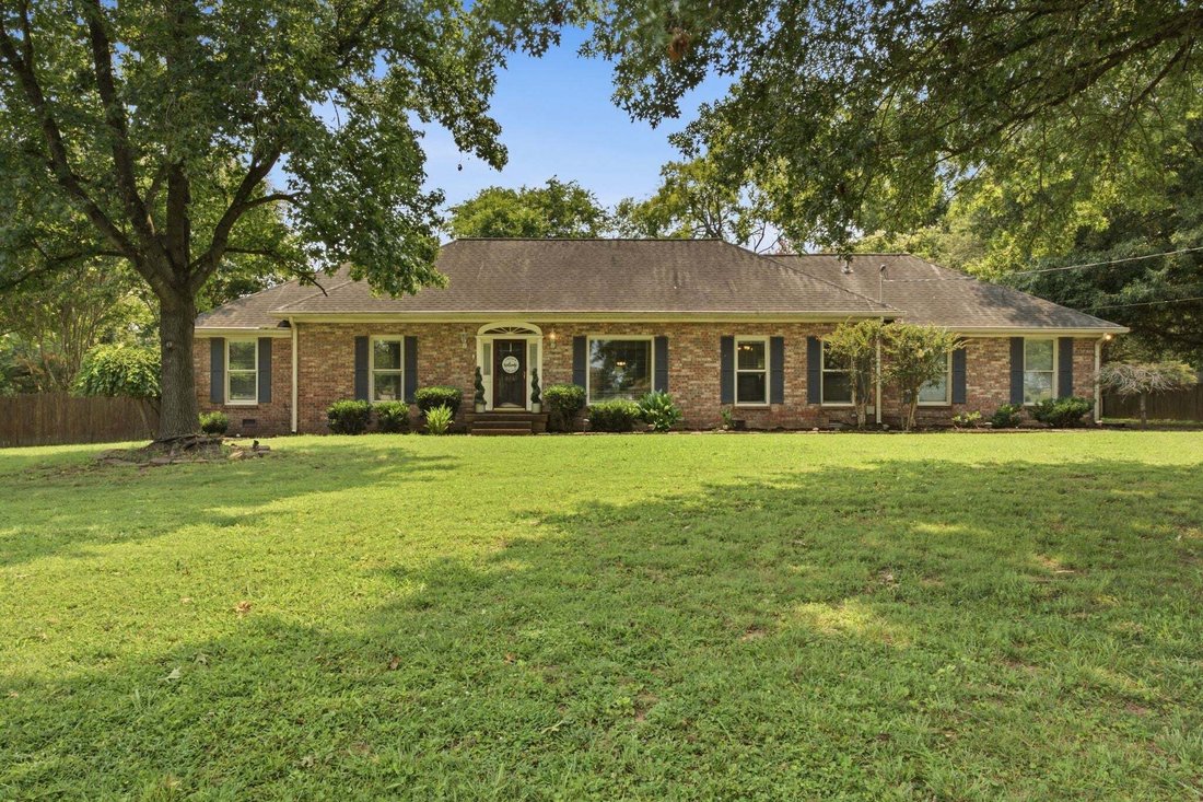 House in Hendersonville, Tennessee, United States 1 - 18564861