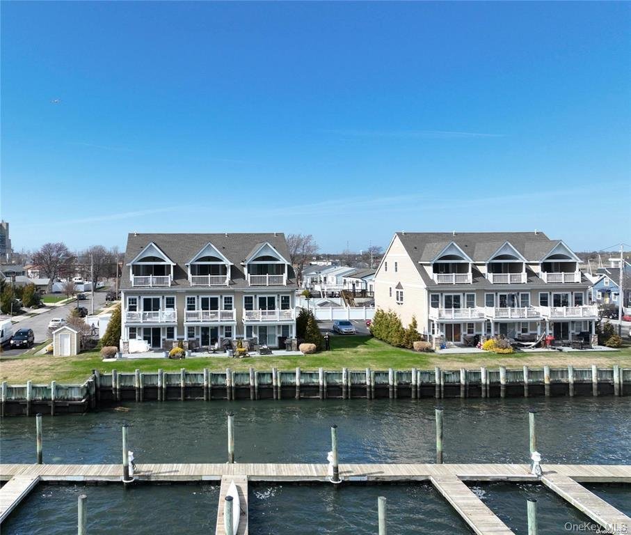 Condo in Island Park, New York, United States 1 - 18562770