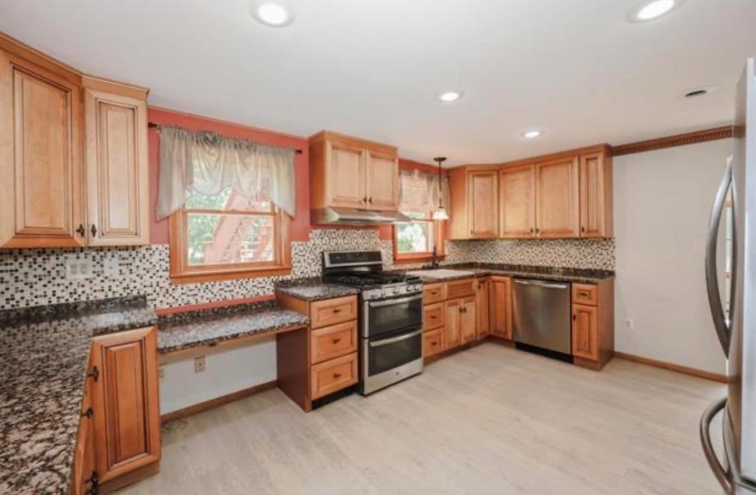 House in Pelham, New Hampshire, United States 4 - 18562604