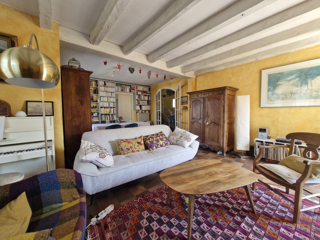 House in Sales, Auvergne-Rhône-Alpes, France 3 - 18256997