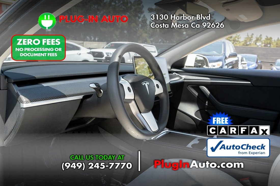 Sedan in Costa Mesa, CA, United States 5 - 18565762