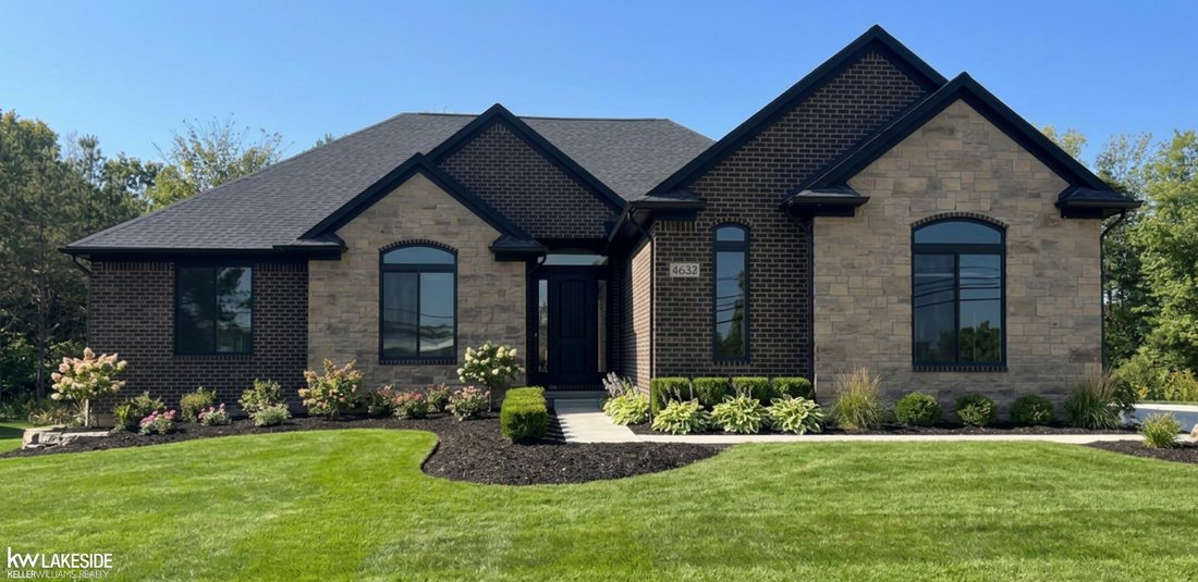 House in Leonard, Michigan, United States 1 - 18562627