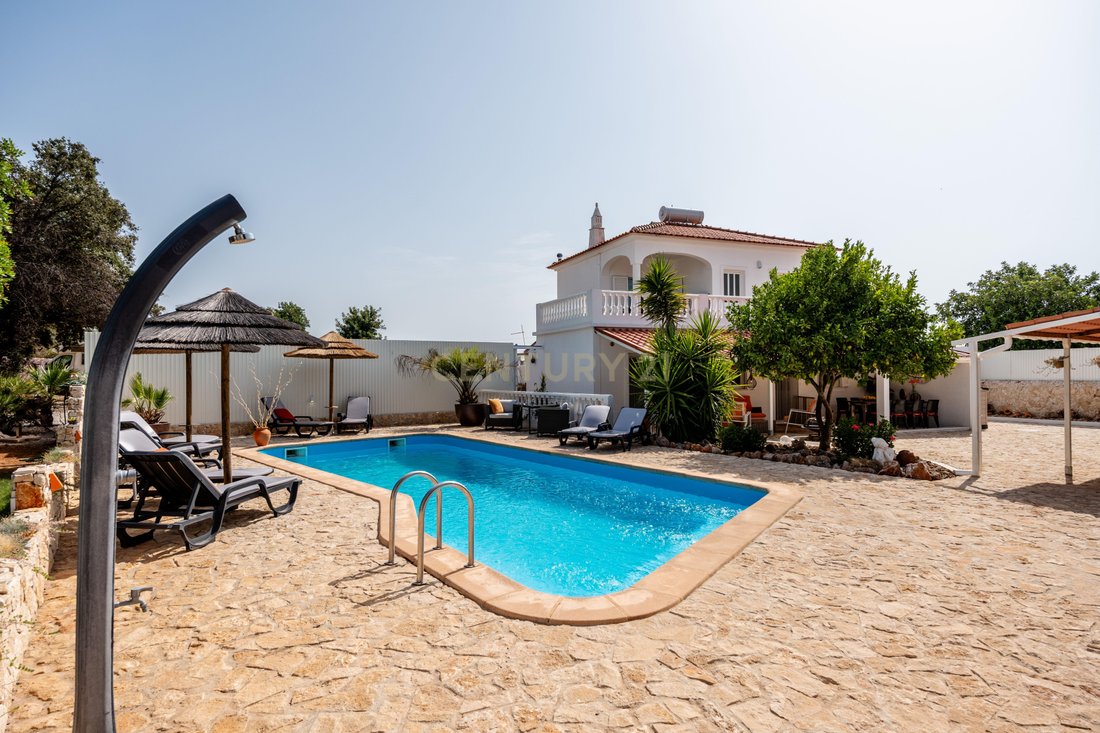 Villa in Alte, Algarve, Portugal 1 - 18566010