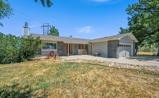House in Berthoud, Colorado, United States 1