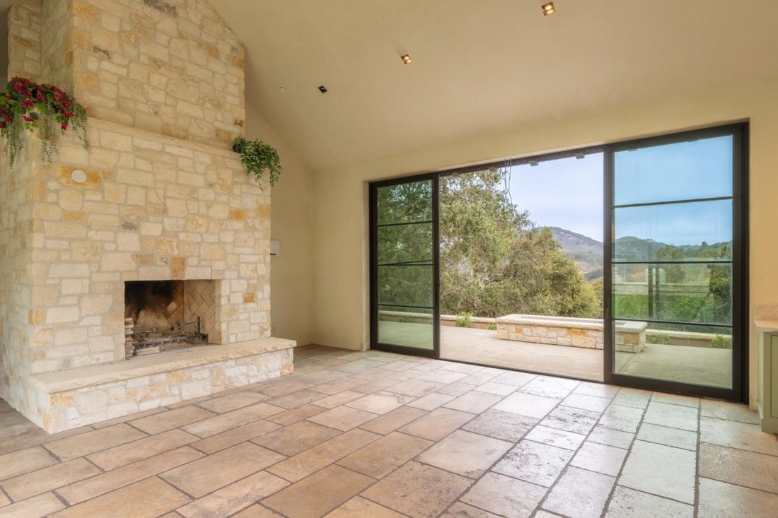 House in Carmel-by-the-Sea, California, United States 5 - 18561504