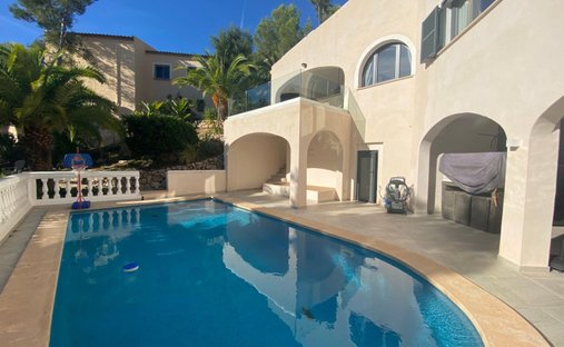 Villa in Santa Ponsa, Balearic Islands, Spain 1