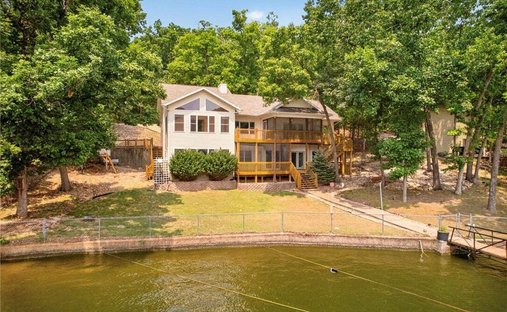 House in Lake Ozark, Missouri, United States 1