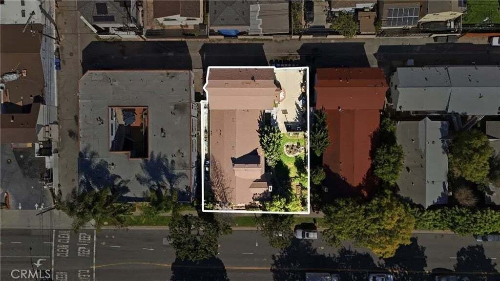 Culver City, California, United States 5 - 18562304