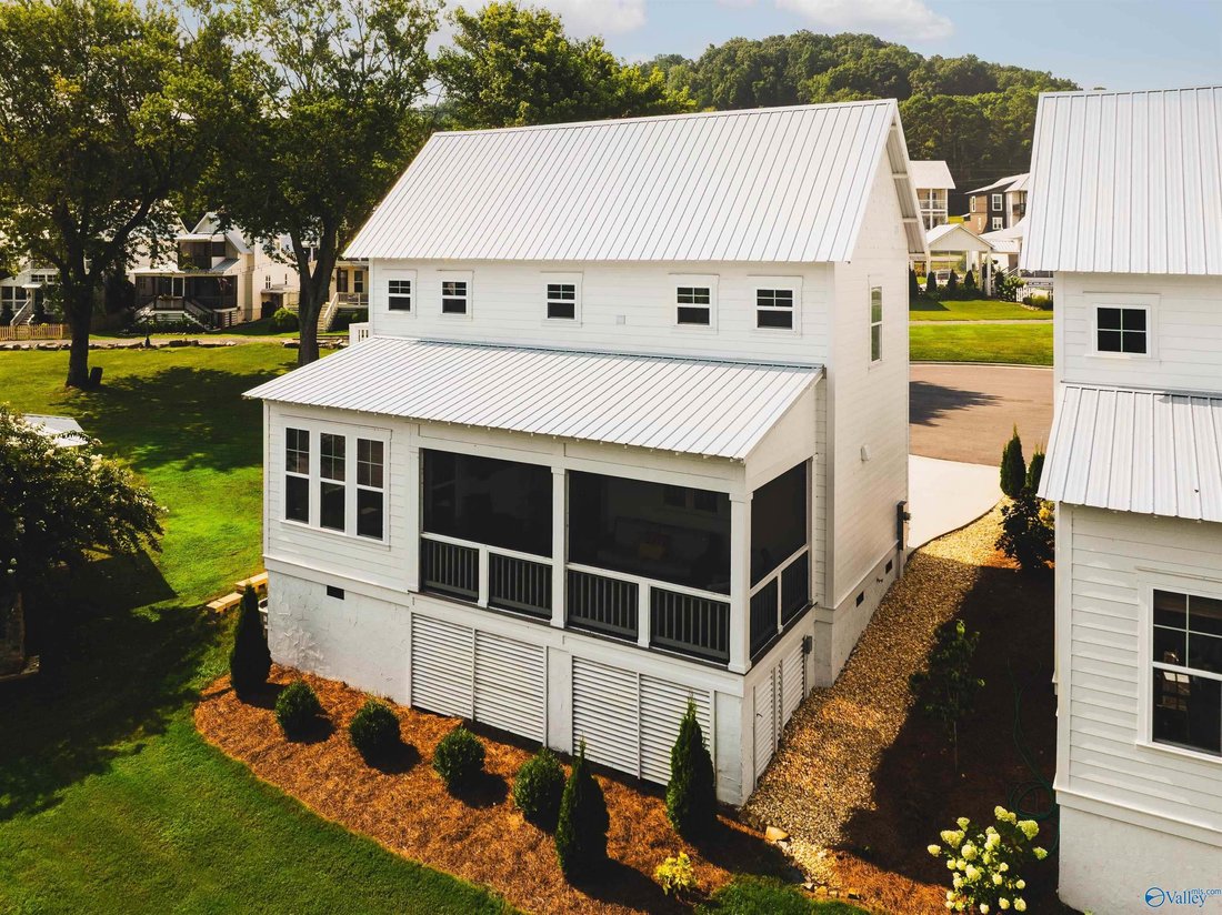 House in Guntersville, Alabama, United States 1 - 18565258