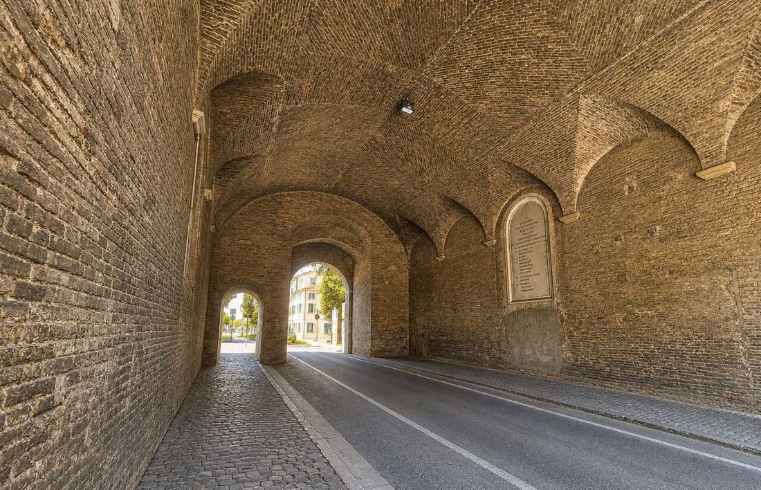 Historic Center, Pesaro, Marche 4 - 18558995