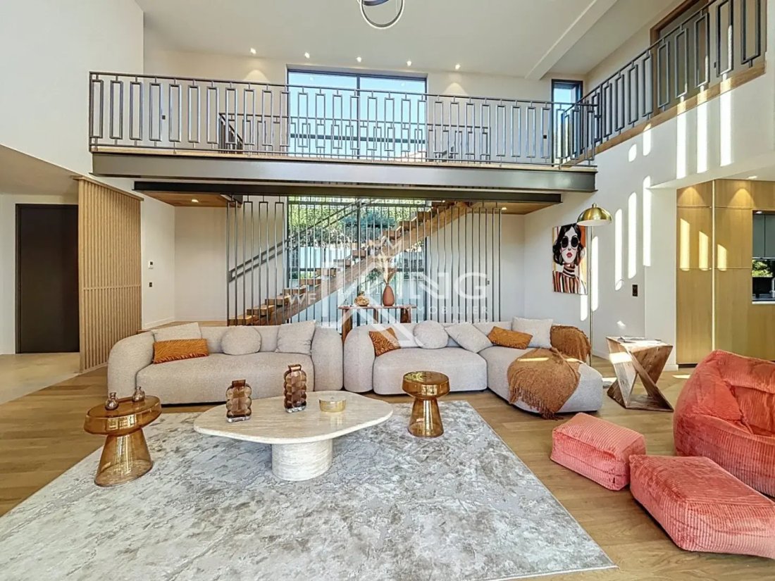 Villa in Le Dramont-Agay-Anthéor-Le Trayas, Saint-Raphaël, France 4 - 16707082