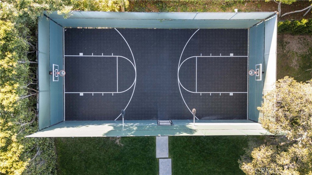 House in Los Angeles, California, United States 5 - 18558871