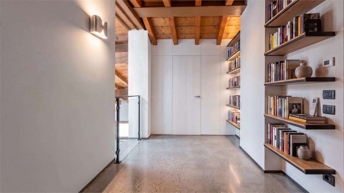 Apartment in Historic Center, Modena, Emilia-Romagna 2 - 18561147