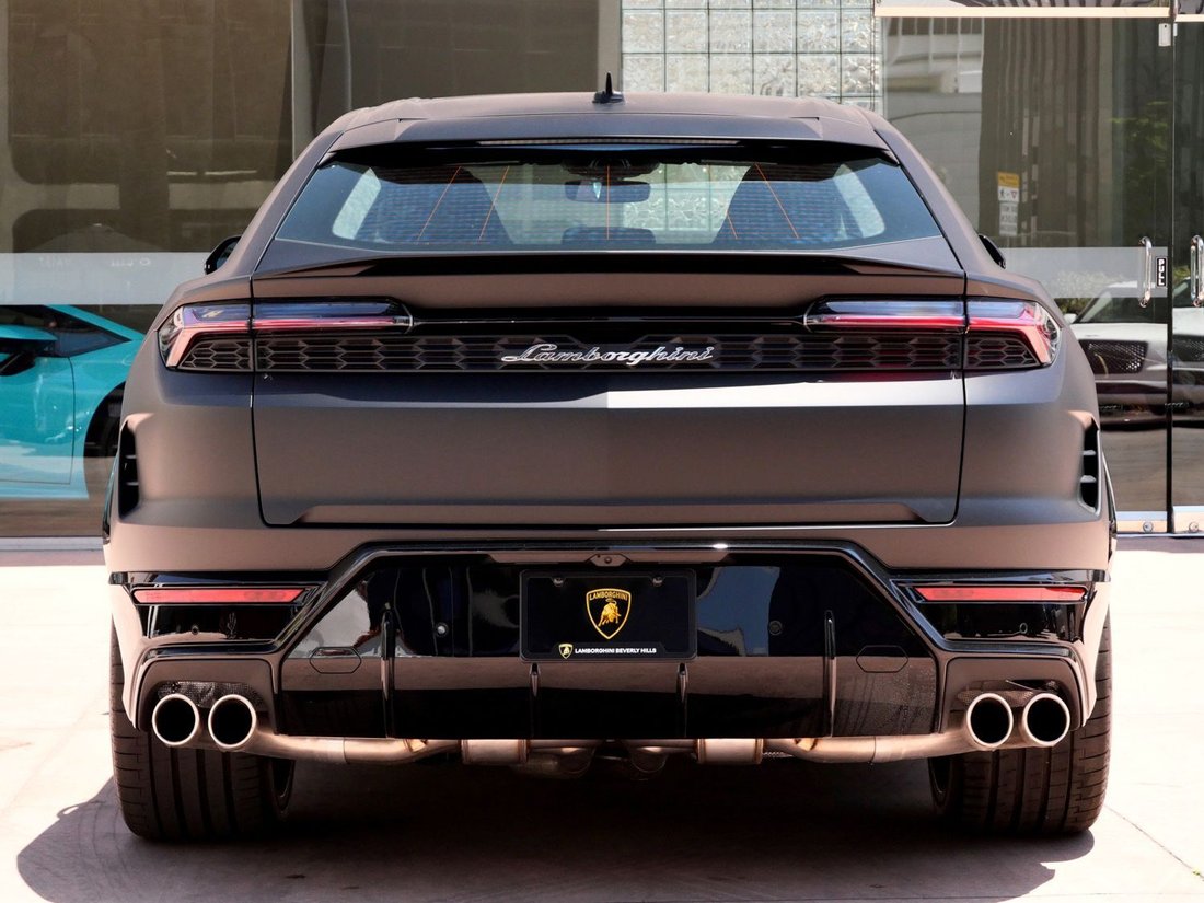 Suv in Beverly Hills, CA, United States 4 - 18566101