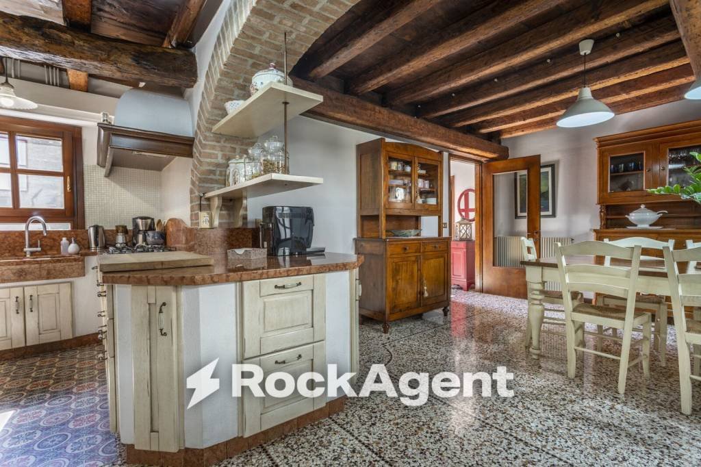 Teor, Friuli – Venezia Giulia, Italy 4 - 18566145