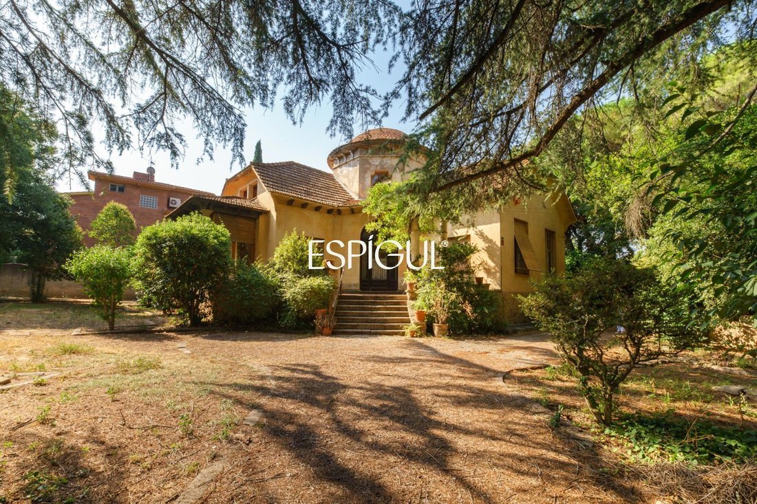 Villa in Sant Cugat del Valles, Catalonia, Spain 2 - 18560877