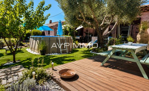 House in Saint-Cyr-sur-Mer, Provence-Alpes-Côte d'Azur, France 1