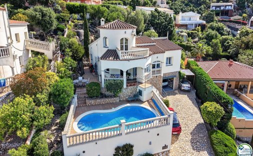 House in Palau-saverdera, Catalonia, Spain 1