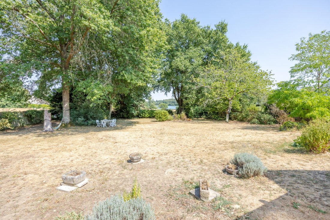 House in La Chapelle-sur-Erdre, Pays de la Loire, France 2 - 18558663