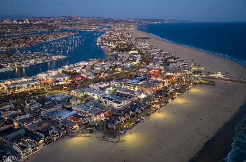 Townhouse in Newport Beach, California, United States 5 - 18057605