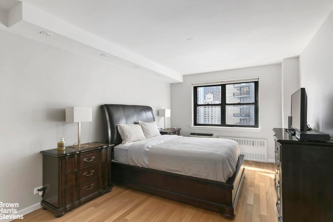 Co Op in New York, New York, United States 4 - 18562286